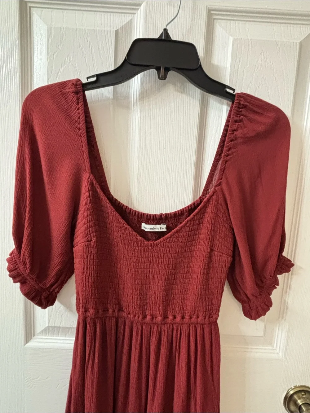 Abercrombie & Fitch Smocked Bodice Puff Sleeve Midi Dress - Burgundy - Size S